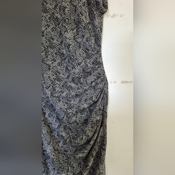 Ann Taylor Black and Gray Snake Print Dress - Picture 5 of 6